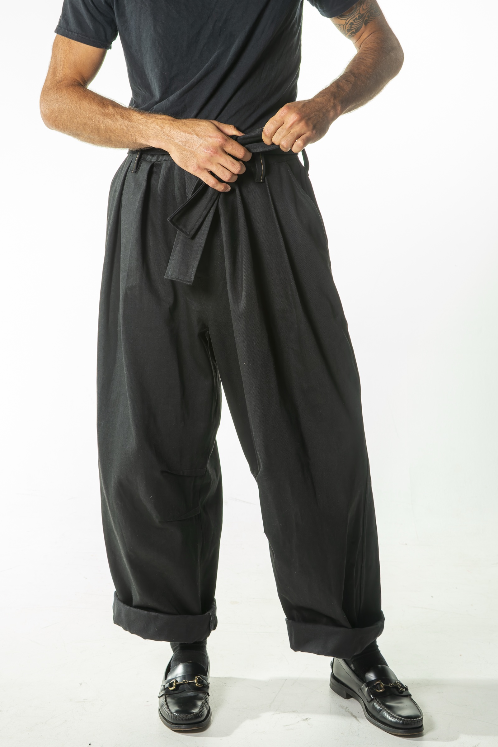 Waist tie detail